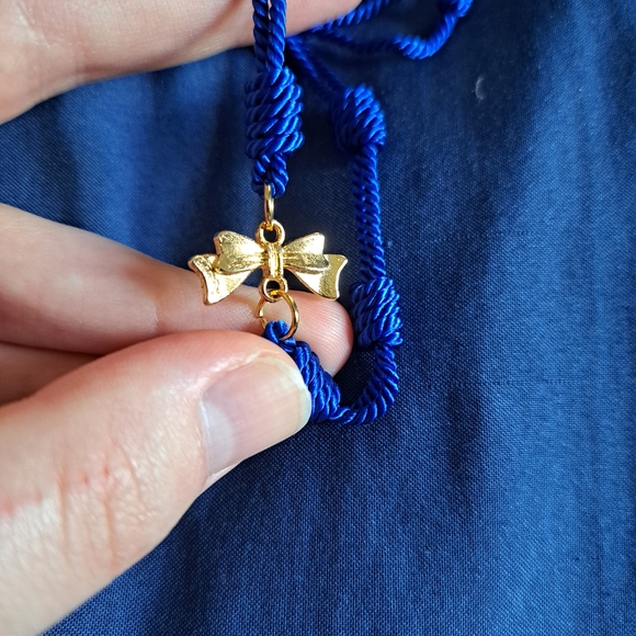 Blue ribbon bracelet - Picture 5 of 10